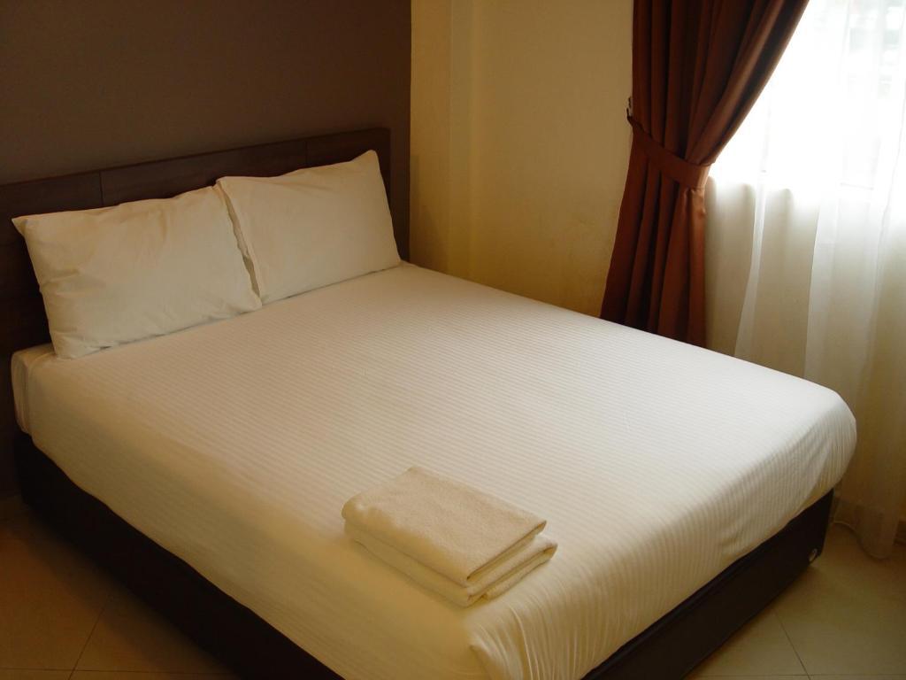 Jb City Hotel Johor Bahru Room photo